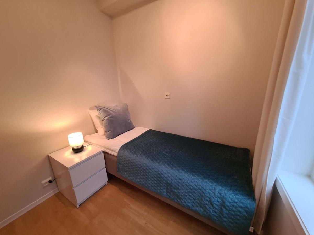 Apartment Center Hills - Lovely 2-bedroom W Balcony, Amazing Location Stavanger
